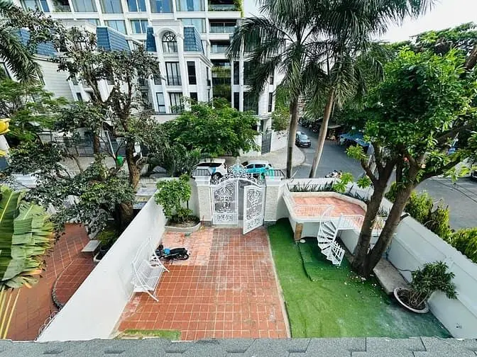 Cho Thuê Nhà Góc 2 Mặt Tiền Võ Trường Toản, Q2 - Dt 13X25M, 8Pn/5Wc