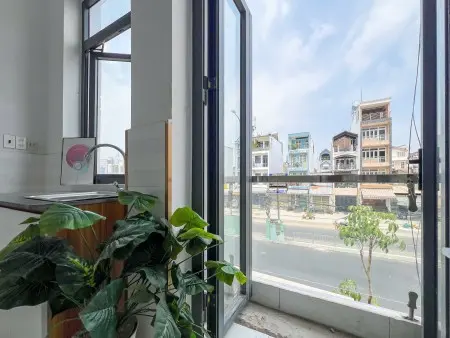 Studio Full Nội Thất - Ban Công - Gần Đh Văn Lang Cs3 - Dương Quảng Hàm