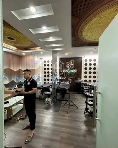 Thang Máy - Cho Thuê Nhà 179 Ba Tháng Hai, Quận 10 - Ngang 7M, 5Tầng