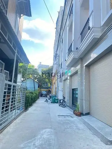 Bán Đất Ngang Hơn 9M-156M2, Phù Hợp Xây Dựng Chdv, Sát Đh Kinh Tế-Luậ