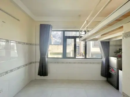 Phòng Có Gác Mới Cửa Sổ Lớn - Gần Emart Phan Huy Ích
