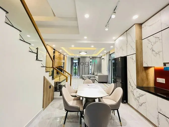 Nhà Phố Verosa Park Khang Điền - Nội Thất Mới Đẹp - 5Pn 5Wc Sân Vườn