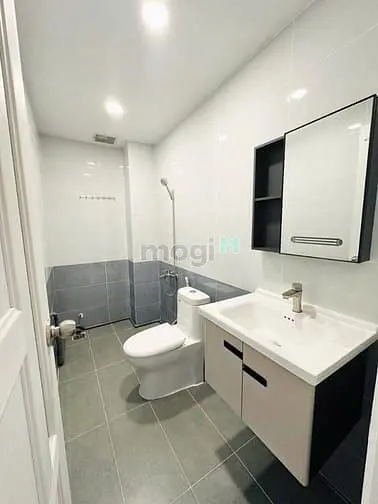 Phòng Thảo Điền Đủ Nội Thất, Wc Riêng