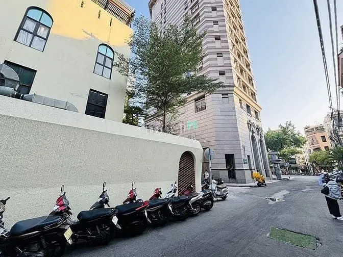 Dt 15X15M - Cho Thuê Nhà Góc 2Mt Nam Kỳ Khởi Nghĩa, Q3, Chill Giá Rẻ