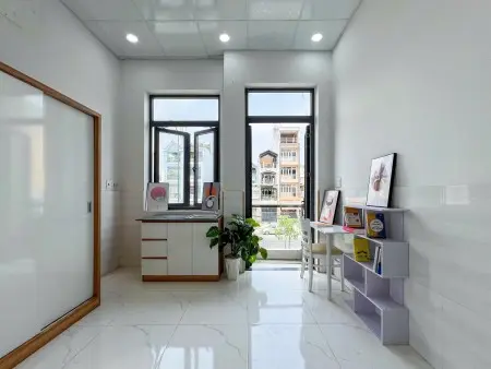 Studio Full Nội Thất - Ban Công - Gần Đh Văn Lang Cs3 - Dương Quảng Hàm