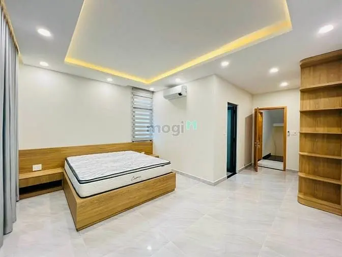 Nhà Phố Verosa Park Khang Điền - Nội Thất Mới Đẹp - 5Pn 5Wc Sân Vườn