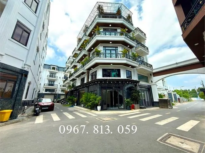 Nhà Góc 2 Mt Đường Thông Tx 35, Dt:5.10X11M, Lửng, 3 Lầu, 4Pn, Gara Xe