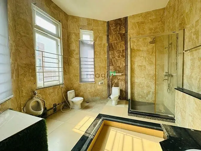 Cho Thuê Nhà Góc 2 Mặt Tiền Võ Trường Toản, Q2 - Dt 13X25M, 8Pn/5Wc