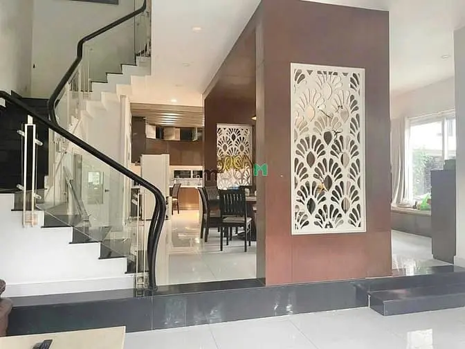 Cho Thuê, Biệt Thự Khu Tên Lửa, 12X20 3 Tầng, Căn Góc Thoáng Mát