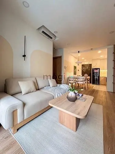 Bán Gấp Ch 60M2/2 Tỷ4 ,Full Nt, Dọn Ở ,Vay 80%.View Mt Phạm Văn Đồng .