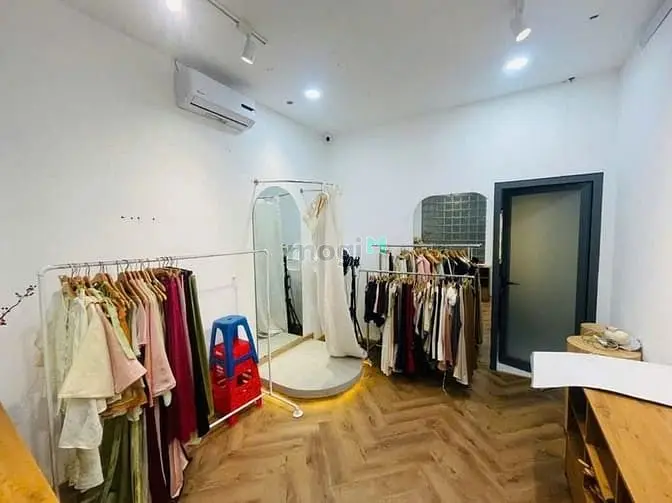 Bán Nhà Riêng Đường Hoàng Hoa Thám - Tân Bình - 78M2 - Giá Chỉ 6 Tỷ 95