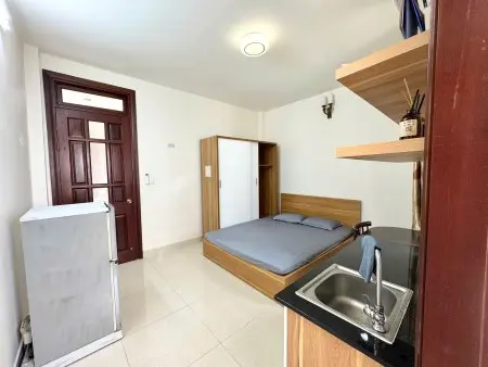 Phòng Trống Sẵn Ngay Nam Kỳ Trần Quốc Toản. Sạch Sẽ Thoáng Gio. Thuận Tiện Đi Lại