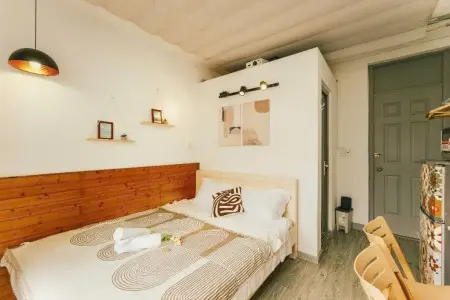 Studio Ban Công – Vibe Vintage Siêu Chill - Lê Văn Sỹ. Lh 0932150832