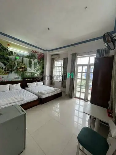 Sang Khách Sạn Mặt Tiền Đường Huỳnh Tấn Phát, Quận 7