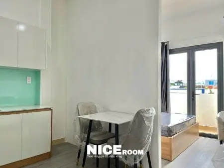 Cho Thuê Phòng Trọ Tách Bếp Full Nt Có Ban Công 35M2 Nguyễn Gia Trí Gần Ga Metro Tiện Đi Q1, Q2