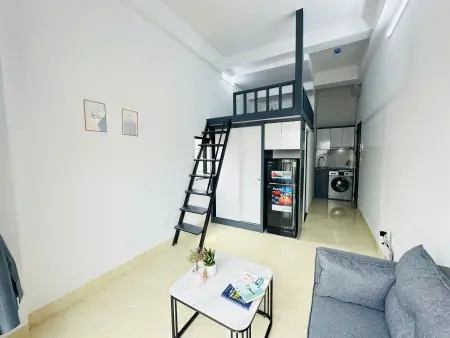 5Tr5 - Xã Đàn - Nhà Mới - Full Đồ - Máy Giặt Riêng - Ban Công - Phòng Thoáng