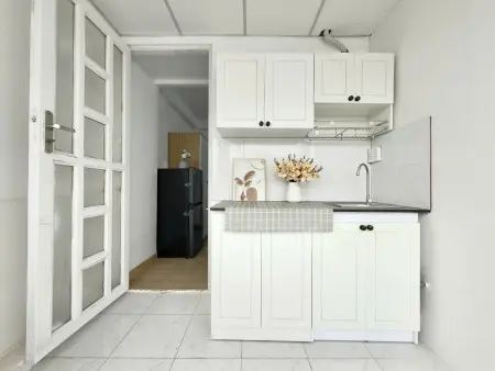 Cho Thuê Căn Hộ Full Nội Thất Sát Bên Lottemart, Cầu Kinh Tẻ, Đh Tdt, Gần Trung Tâm Q1