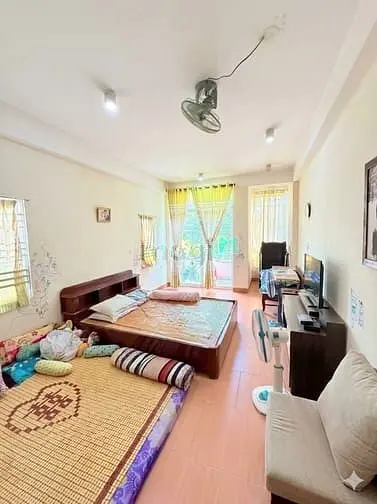 Bán Nhà Mặt Tiền Nhất Chi Mai Tân Bình 72M2 4 Tầng Lô Góc Kinh Doanh