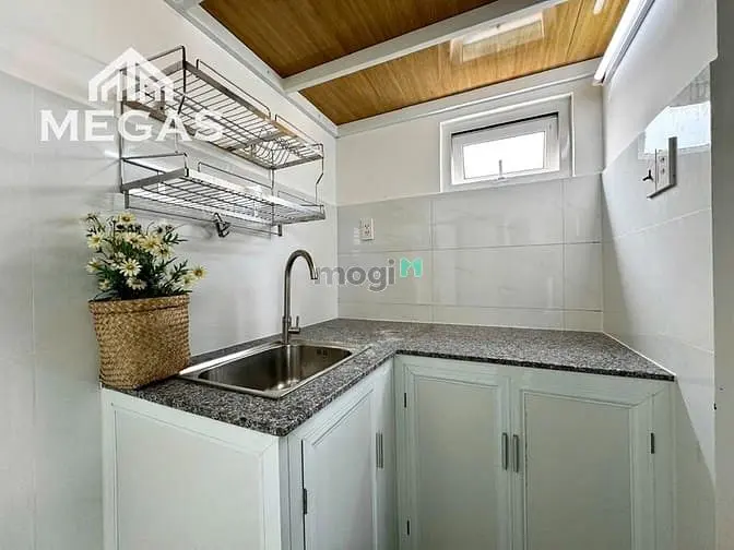 Hà Huy Giáp - Ngã Tư Ga - Máy Lạnh - Ban Công - Mới Xây 100%