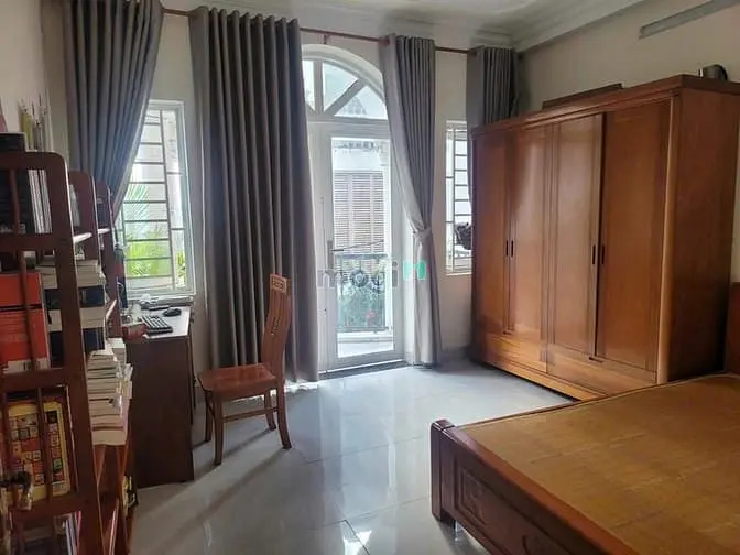 Nhà 1 Trệt 3 Lầu Cạnh Chung Cư Linh Trung Đường 16 P. Linh Trung.t.đức