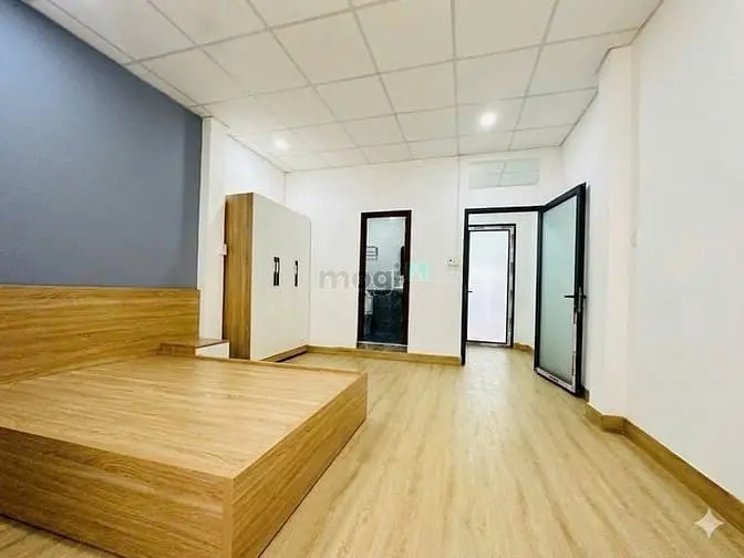 Bán Tòa Nhà Mặt Tiền Khủng Bàu Cát Nguyễn Hồng Đào Ngang 8M - 128M2