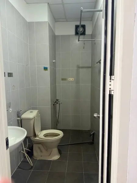 Cho Thuê Phòng Studio - Cửa Sổ Trời