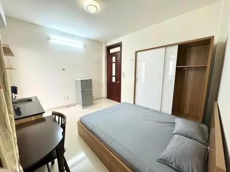 Phòng Trống Sẵn Ngay Nam Kỳ Trần Quốc Toản. Sạch Sẽ Thoáng Gio. Thuận Tiện Đi Lại