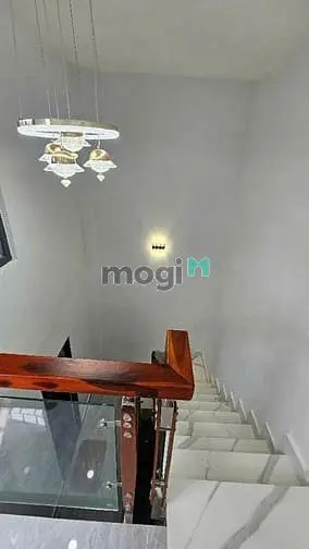 Nhà Mới 3 Tầng, Hẻm Thông, Giáp Quận 7 – Huỳnh Tấn Phát, 4 Tỷ 350