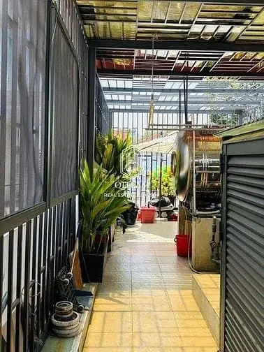 Thang Máy - Cho Thuê Nhà Mặt Tiền Nguyễn Văn Giai, Q1 - Hầm 5Tầng, 5X