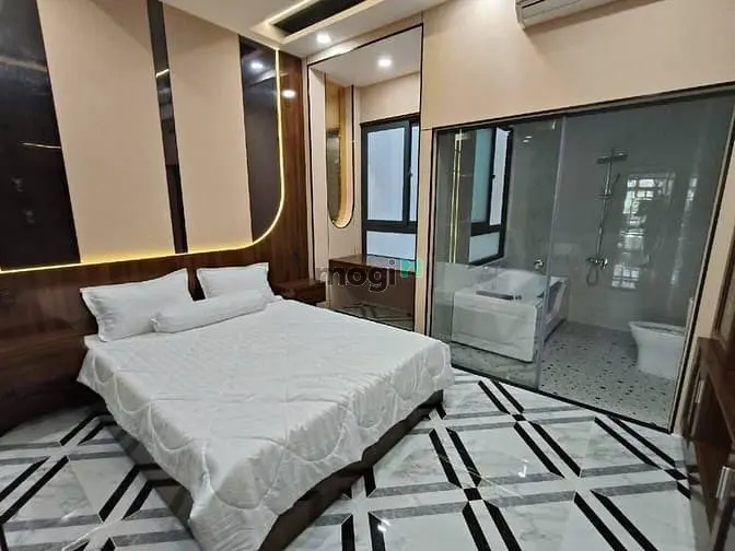 Bán Nhà Mới Q.tân Bình Phan Huy Ích, Đường 10M, 70M2, 6 Tầng Thang Máy