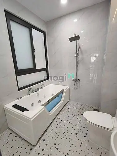 Bán Nhà Mới Q.tân Bình Phan Huy Ích, Đường 10M, 70M2, 6 Tầng Thang Máy