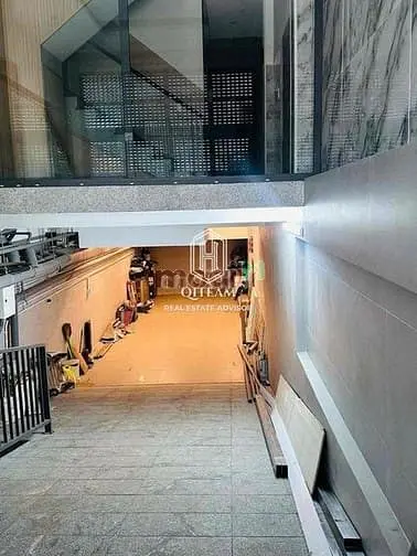 Thang Máy - Cho Thuê Nhà Mặt Tiền Nguyễn Văn Giai, Q1 - Hầm 5Tầng, 5X