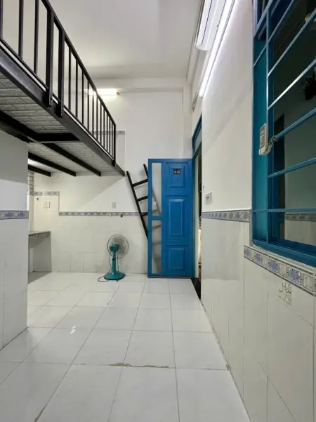 Phòng Sẵn Nội Thất – Ngay Cvpm Quang Trung - Sát Đh Gtvt