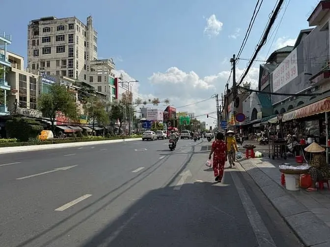 Bán Nhà Trệt Diện Tích Rộng Mặt Tiền Nguyễn Thị Minh Khai, Cần Thơ