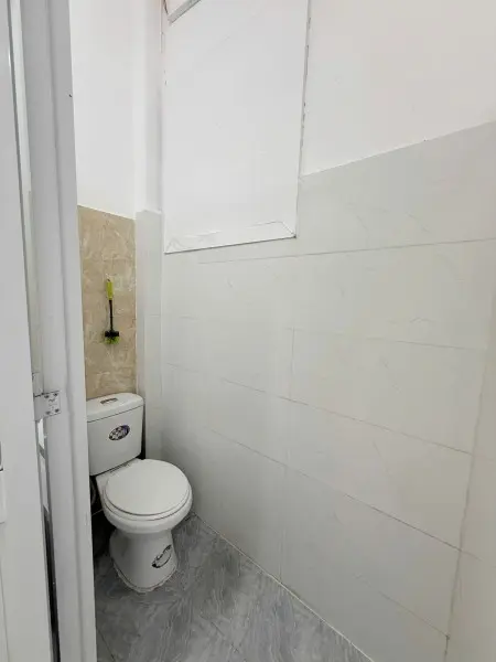 Cho Thuê Phòng (Trệt) Mt Nguyễn Thị Mười Q8. (25M2) Gần Trường Đh Stu, Công Viên, 5Tr