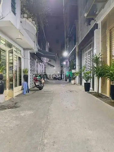 Nhà Đẹp Lê Văn Sỹ - Đường 5M - 3 Tầng - Dòng Tiền Ổn Định - 7 Tỷ 950