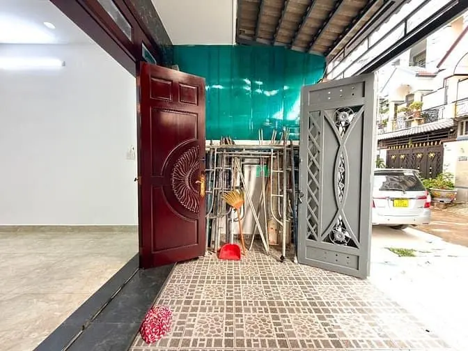 Nhà Kế Bên Chợ Cầu Đồng Đường Tl 19, Dt:4X13.5M, Trệt, 2 Lầu, 3Pn, 4Vs