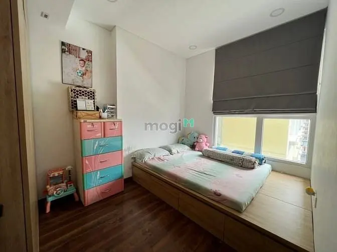 Bán Gấp Chcc Thegoldenstar Q7 - 69M2 1. 715 Tỷ-Nt Mới 100%-View Cao