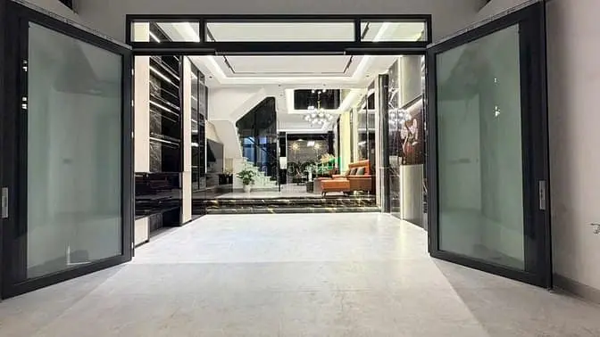 Nhà Phố Hiện Đại -Xây Dựng Mới Có Thang Máy- Đường 10M Đào Tông Nguyên