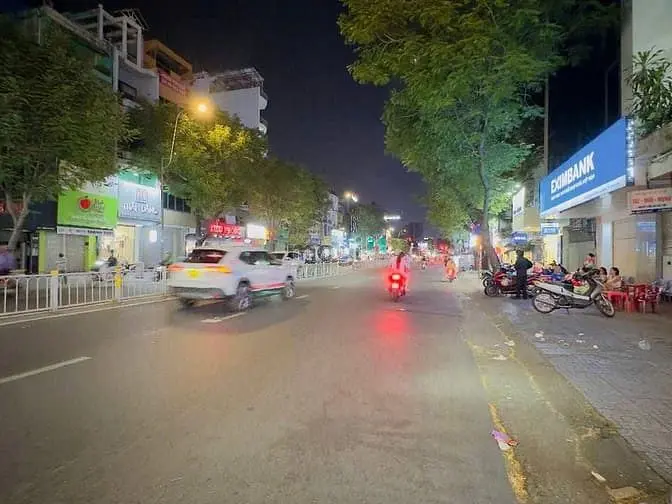 Nhà Đẹp Lê Văn Sỹ - Đường 5M - 3 Tầng - Dòng Tiền Ổn Định - 7 Tỷ 950