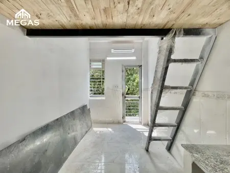 Cho Thuê Phòng Gác Cao - Ban Công Ngay Tô Ký - Cvpm - Gần Cđ Fpt - Gtvt