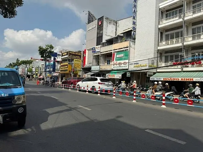 Nhà 2 Lầu Góc 2 Mặt Tiền Đường Trần Hưng Đạo, Ninh Kiều, Cần Thơ