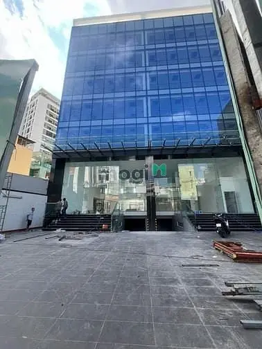 Tòa Nhà Mặt Tiền Lê Quang Định, Ngang 19M Hiếm Có – Tổng Sàn ~ 3.200M2