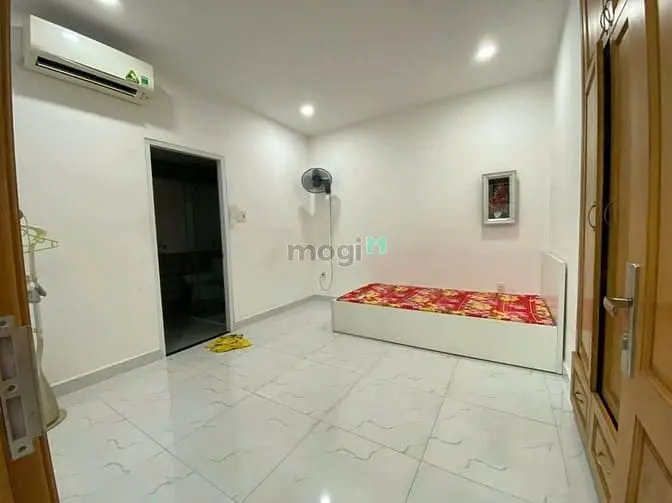 Chung Cư Phúc Yên- Phan Huy Ích: 125M2, 3P Ngủ-Nội Thất Giá 13Tr