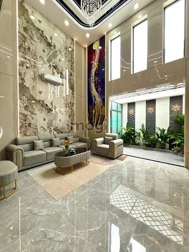 Nhà Có Thang Máy Dt:5X16M, Lửng, 3 Lầu, 4Pn, Sát Bên Công Viên