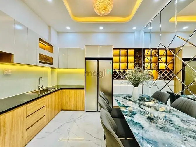 🍒Định Thổ Địa🍒 Siêu Phẩm Trần Bình Trọng 5Pn 5 Lầu Đúc Vuông Vức