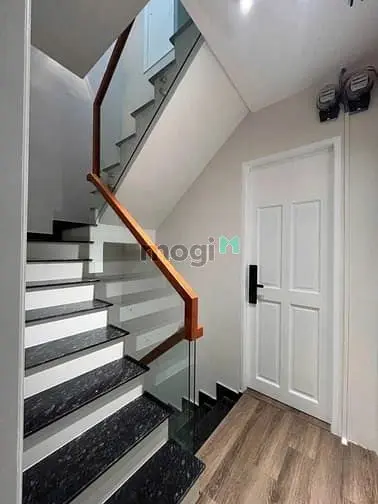 ​Huỳnh Văn Bánh Phú Nhuận, Chdv 7Pn Khép Kín, Thu Nhập Ổn Định, Giá 8.