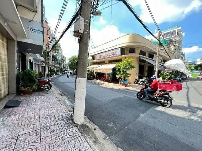 Mặt Tiền Kinh Doanh Lạc Long Quân P.11 Tân Bình, 5 Tầng, 37M2, Giá 8.