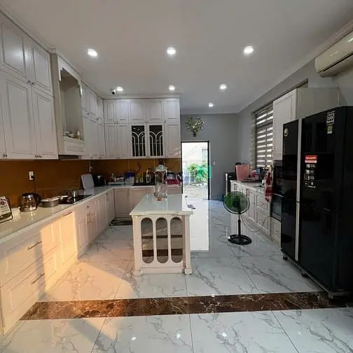 Chính Chủ Gửi Bán Căn Biệt Thự Sân Vườn Góc 2 Mặt Tiền Bưng Ông Thoàn