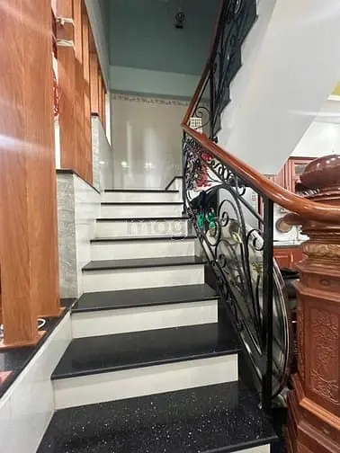 ​Huỳnh Văn Bánh Phú Nhuận, Chdv 7Pn Khép Kín, Thu Nhập Ổn Định, Giá 8.